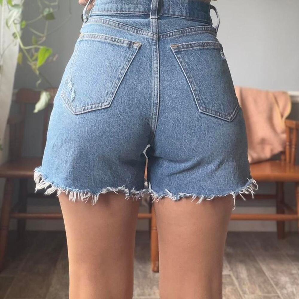 Abercrombie & Fitch Dad Shorts (00/24) - Picture 4 of 7